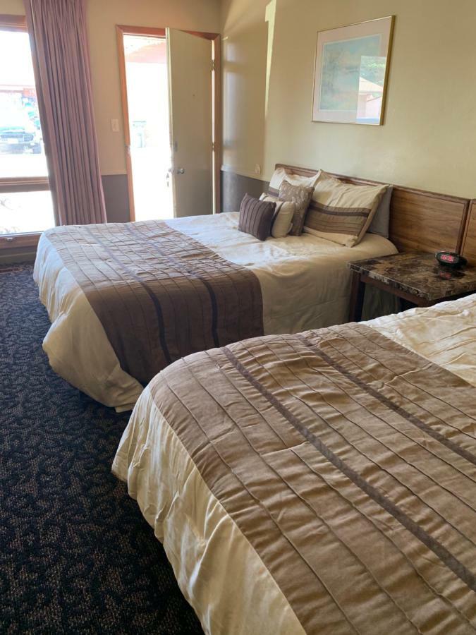 Blue Spruce Motel North Platte Buitenkant foto